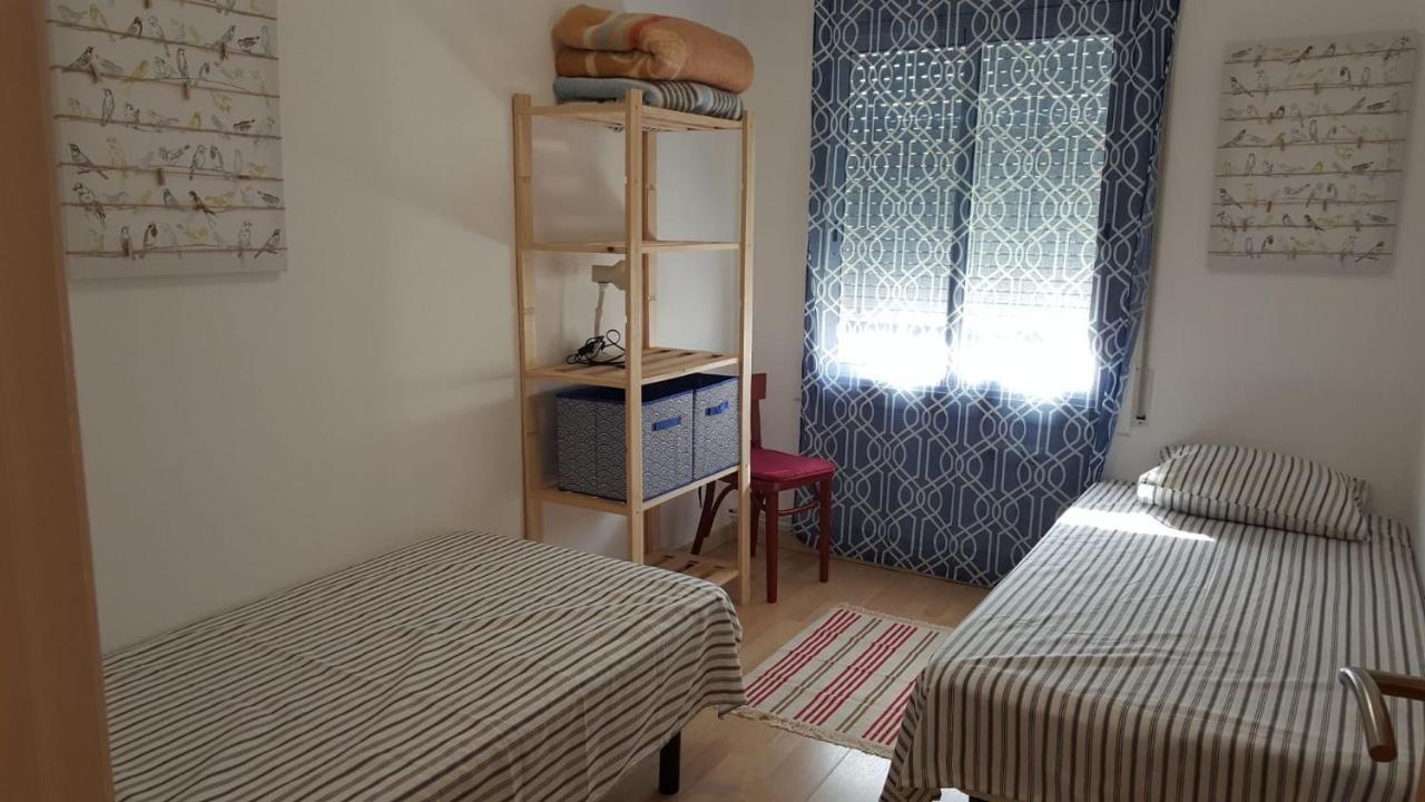 Precioso Apartamento A Menos De 100M De La Playa Roses Bagian luar foto